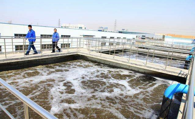 （圖：水處理泡沫池現場）