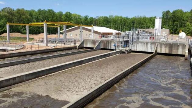 （圖：養(yǎng)殖污水處理池起泡場(chǎng)景）