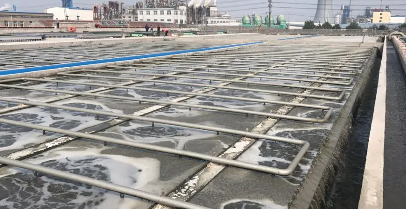 （圖：南輝反滲透膜清洗污水廢水起泡場景）